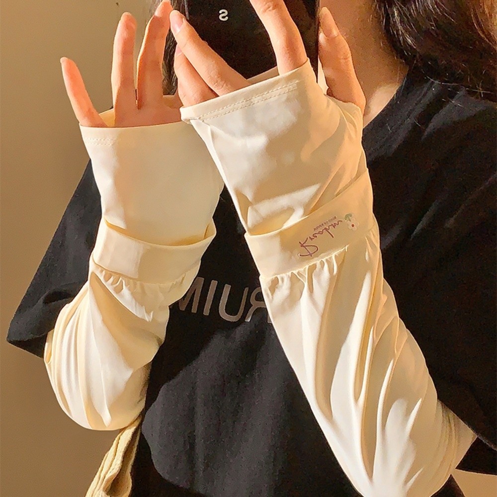 花柄刺繍入りロングアイスシルクスリーブアームプロテクター、伸 - Cycling Glove のレビューと価格